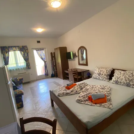 Chiara Bed & Breakfast